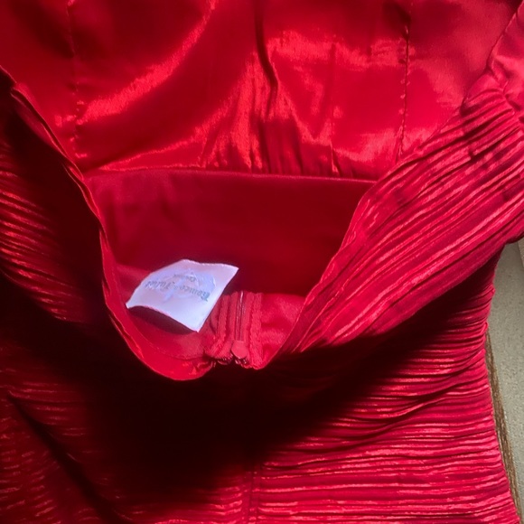 SALE👍🛍ROMEO & JULIET COUTURE DRESS  M 6-7 🛍 - Picture 13 of 15